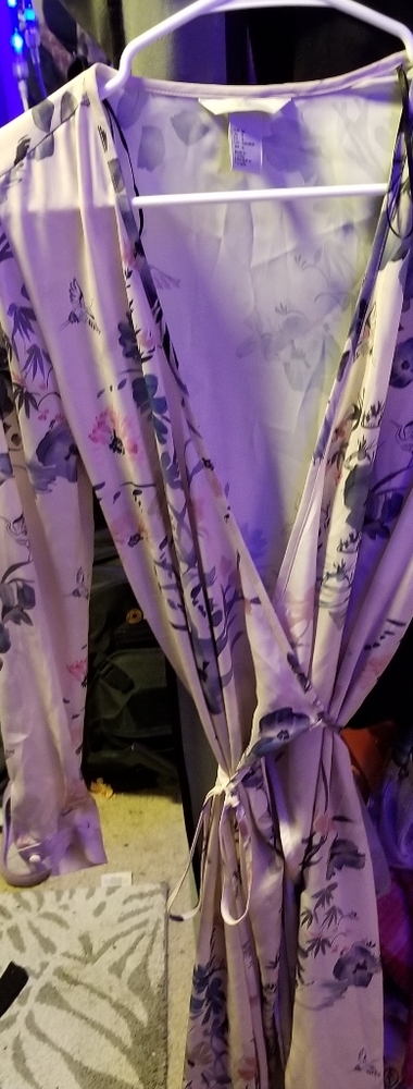 Light dusk pink silk robe from H&M Sz 6